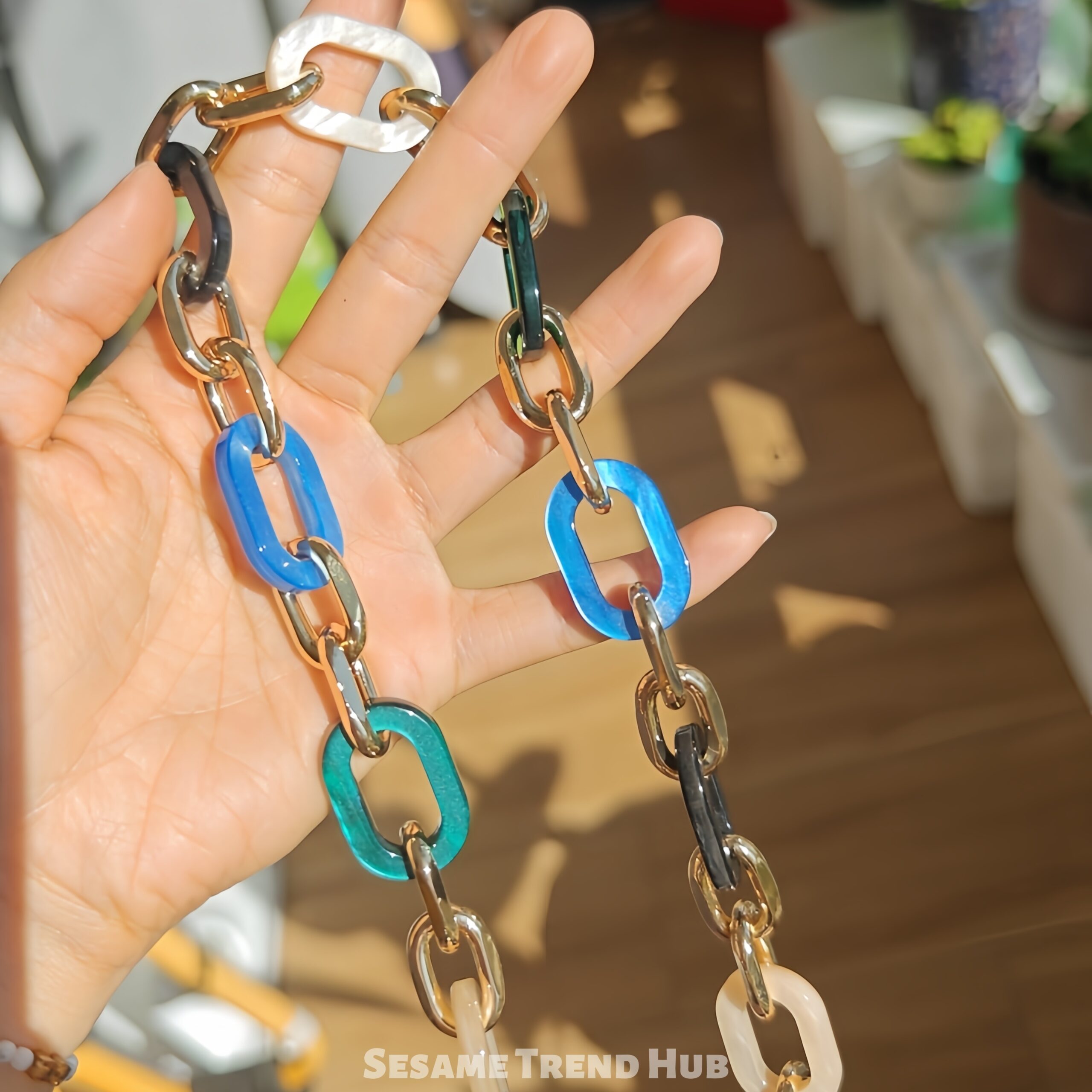 Prism Acrylic & Metal Phone Sling/Lanyard